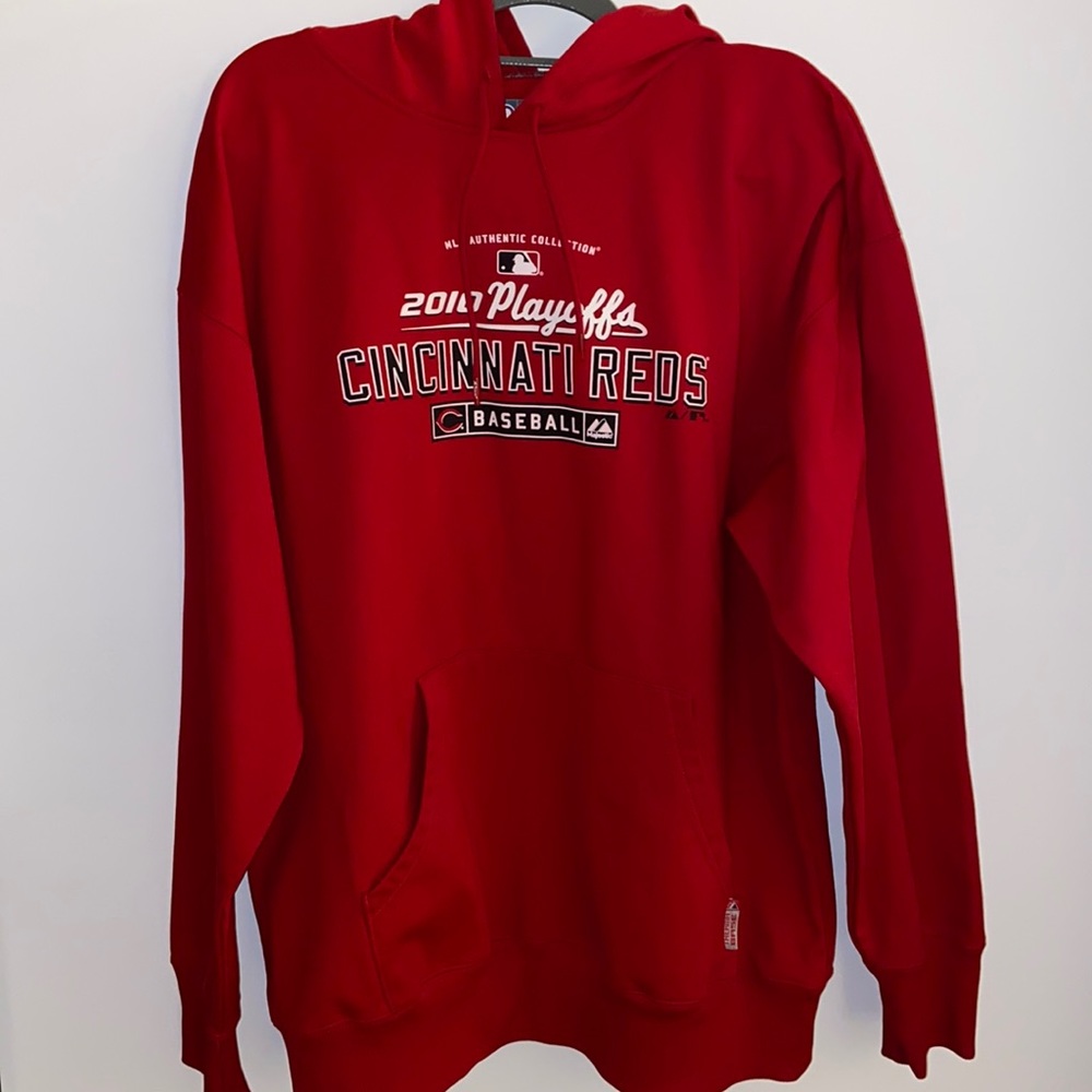 Cincinnati Reds playoff hoodie